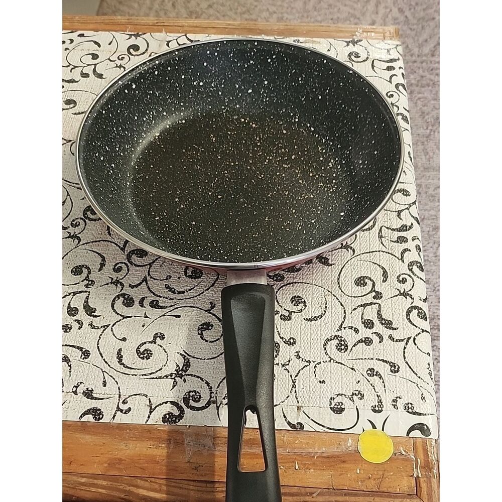 Vasconia Enamel on Steel Frying Pan